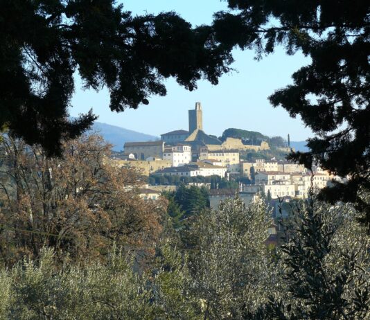 Castiglion Fiorentino: disposizioni per accedere ai servizi degli uffici comunali