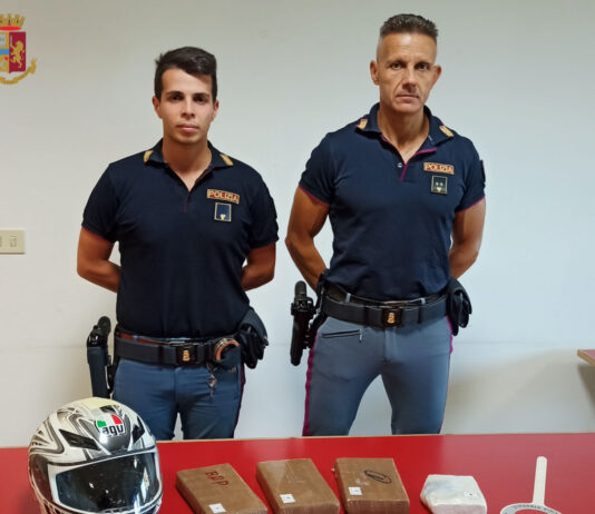Arrestato in A1 dalla Polizia di Stato un extracomunitario con 3,7 kg di cocaina