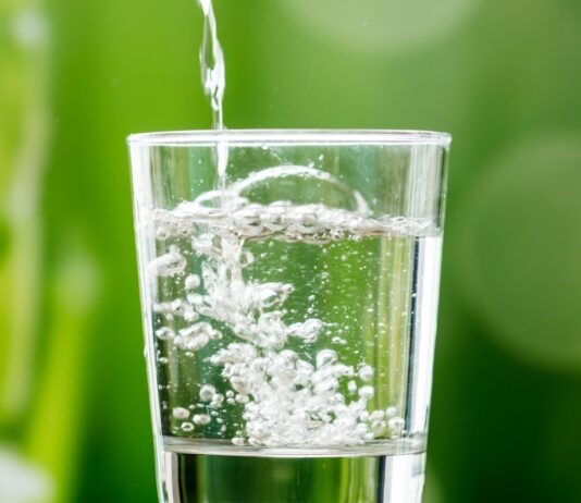 Nuove Acque proroga al 15 ottobre il termine per accedere alle agevolazioni tariffarie per famiglie numerose e utenze deboli