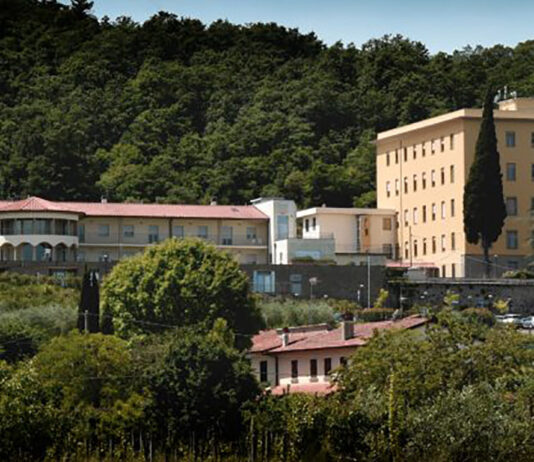 Istituto di Agazzi: “I casi positivi accertati fino ad oggi sono: 44 tra gli ospiti e 29 tra gli operatori”