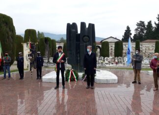 Ambasciatore sloveno in visita al Sacrario