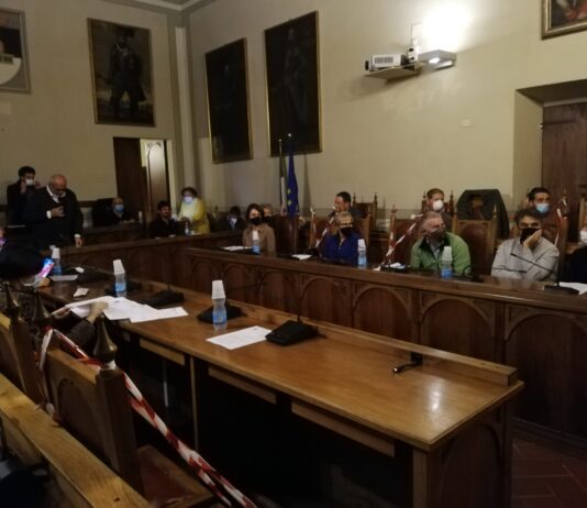Pratiche urbanistiche e tributi, la risposta del Consiglio comunale di Sansepolcro