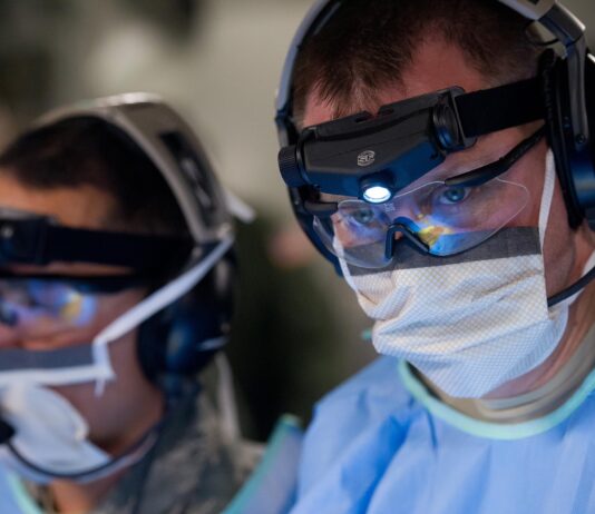 Coronavirus: in Toscana 223 nuovi positivi, età media 37 anni