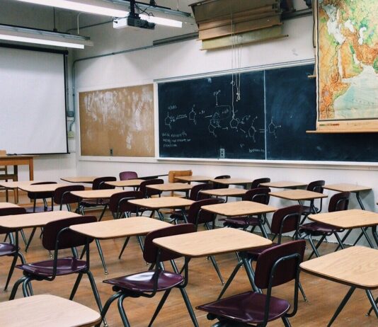 Prevenzione Covid-19 nelle scuole, massima collaborazione tra Asl Toscana sud est e Uffici scolastici