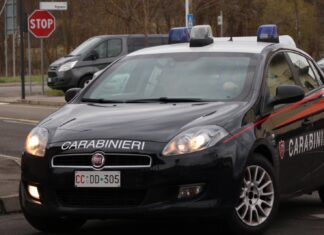 Truffa del pacco in giacenza: due persone denunciate dai carabinieri