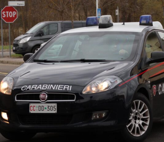 Truffa del pacco in giacenza: due persone denunciate dai carabinieri