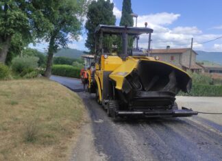 Al via il secondo lotto di asfaltature nel comune di Anghiari: oltre 600 mila euro investiti per la sicurezza.