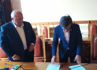 Passaggio di consegne, la fascia tricolore a Innocenti