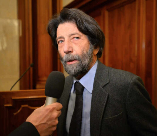 Cacciari contro il ‘Super Green Pass’: “Gravissimo e incostituzionale, dobbiamo cambiare strategia”