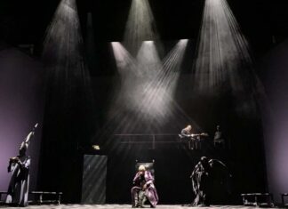 Stagione teatrale, accedono solo gli abbonati