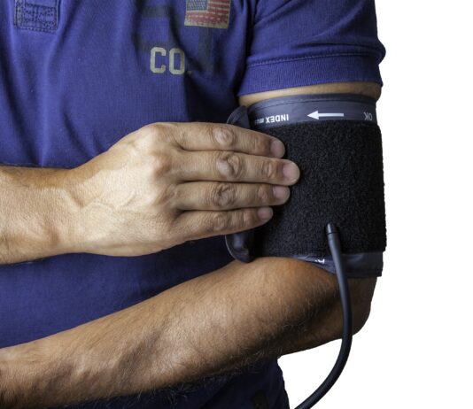 I biomarcatori di rischio ACS aumentano significativamente dopo il vaccino mRNA COVID-19