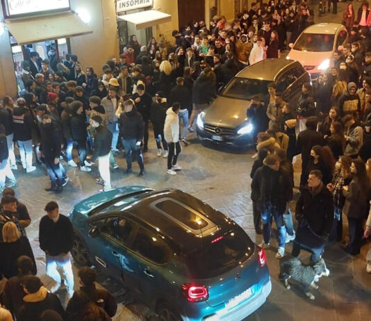 “Fortissimo degrado civile e sociale in Piazza della Badia”, il grido di allarme dei residenti