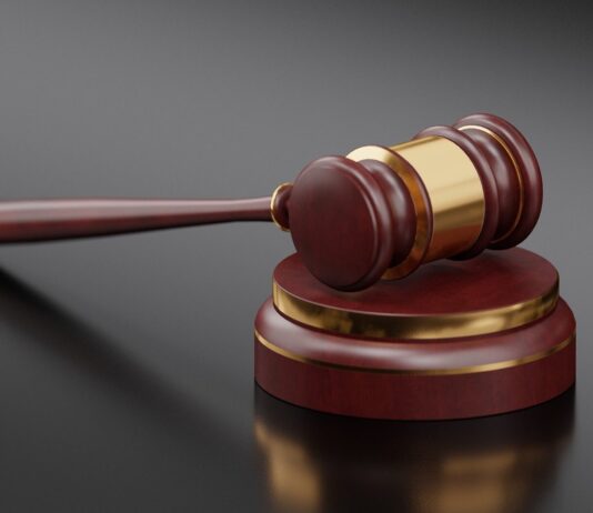 Lavoratore NO VAX sospeso, per Tar Lazio lo stipendio va restituito