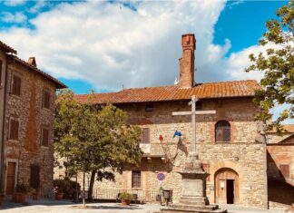 Visita sotto le stelle a Lucignano