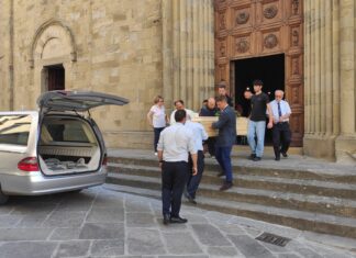 Funerali di Giovanni Gorizi, il saluto della città di Sansepolcro