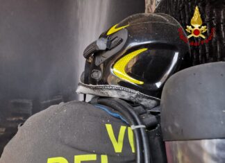 Incendio in una abitazione a Sansepolcro, 81enne trasferita in codice giallo in ospedale