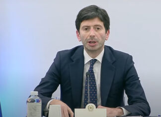 Speranza: “i vaccini sono patrimonio del paese”