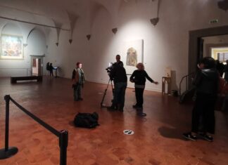 La troupe di Geo al Museo Civico di Sansepolcro per un servizio: andrà in onda su Rai3