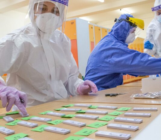 Coronavirus: in Toscana 2.547 nuovi casi. Dodici i decessi