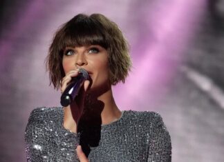 Notti blu, il nuovo singolo di Alessandra Amoroso