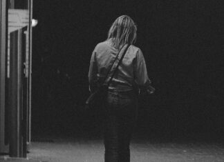 Una città al buio: la lettera di una lettrice al Sindaco Ghinelli