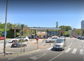 Perde il controllo dell’auto sulla SS73, 53enne in codice rosso a Siena