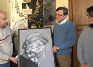 L’artista serba Jovanka Stanojevic dona un dipinto al Comune di Sansepolcro