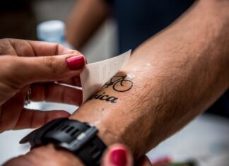 Eroica Montalcino: domenica 28 maggio a migliaia lungo le strade bianche della Val d’Orcia