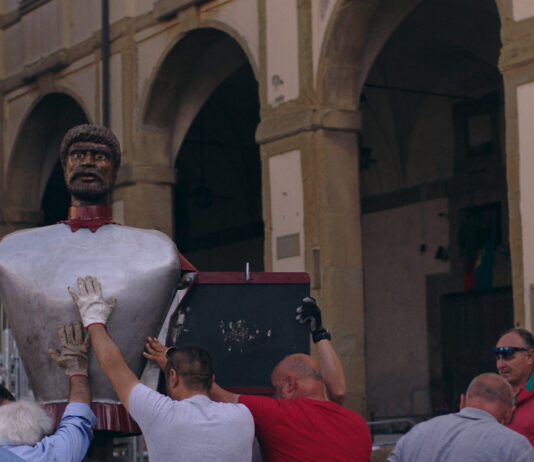 Andate a ruba le prevendite per la prima di “Il Re delle Indie”, il film sulla Giostra