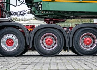 Maltempo: chiusa ai mezzi pesanti la E45 da Sansepolcro sud