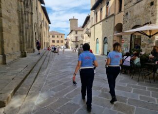 Controlli serali della Polizia Municipale, servizio attivo in città nei fine settimane estivi