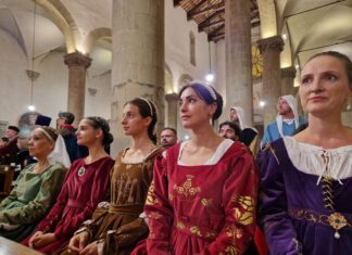 La Cerimonia dell’Offerta della Cera ha aperto le Feste del Palio a Sansepolcro