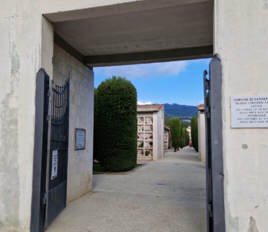 Ognissanti, gli orari del cimitero comunale di Sansepolcro