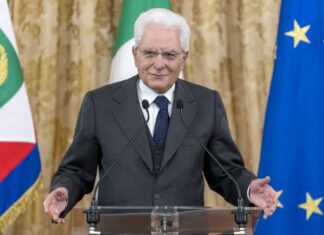 Il sindaco di Civitella in Val di Chiana accoglie il Presidente della Repubblica Sergio Mattarella