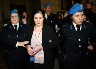 Alessia Pifferi condannata all’ergastolo per la morte della figlia di 18 mesi