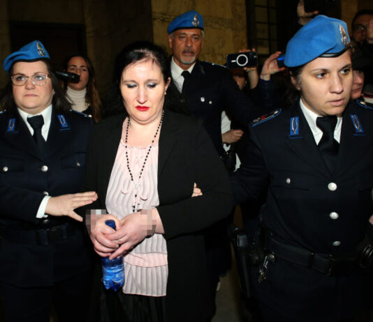 Alessia Pifferi condannata all’ergastolo per la morte della figlia di 18 mesi