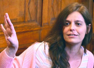 Ilaria Salis in Italia lunedì per il suo compleanno: compie 40 anni