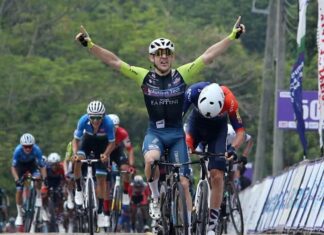 Le congratulazioni del Sindaco di Sansepolcro al ciclista Lorenzo Quartucci