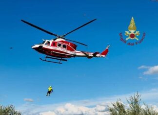 Scontro tra due moto a Sestino centauro finisce nel dirupo